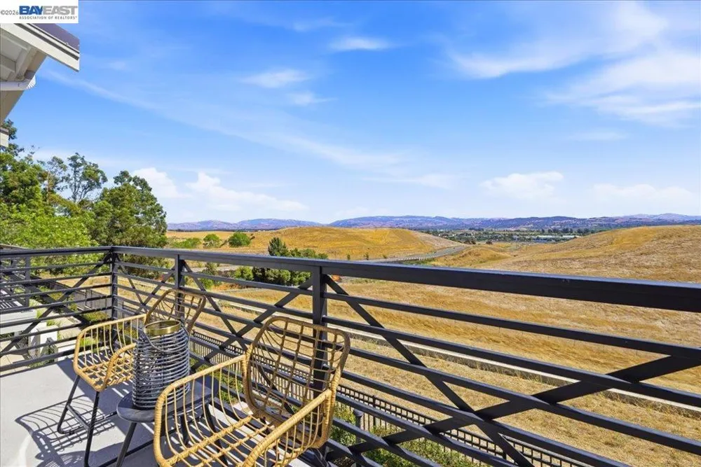 3895 Camino Loop Dublin, CA 94568