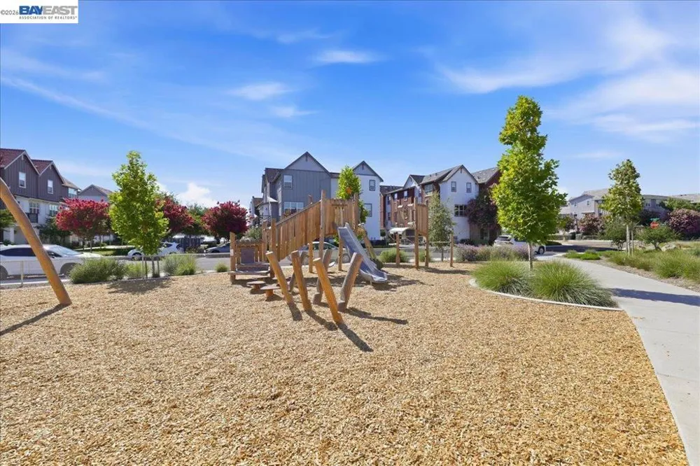 3895 Camino Loop Dublin, CA 94568