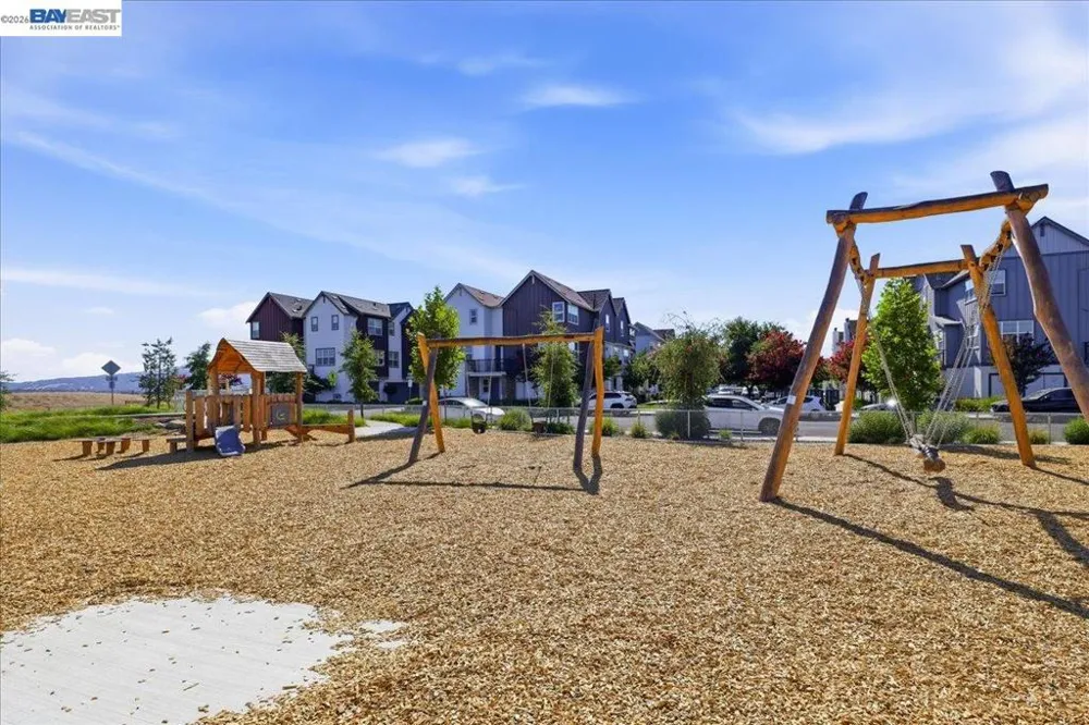 3895 Camino Loop Dublin, CA 94568