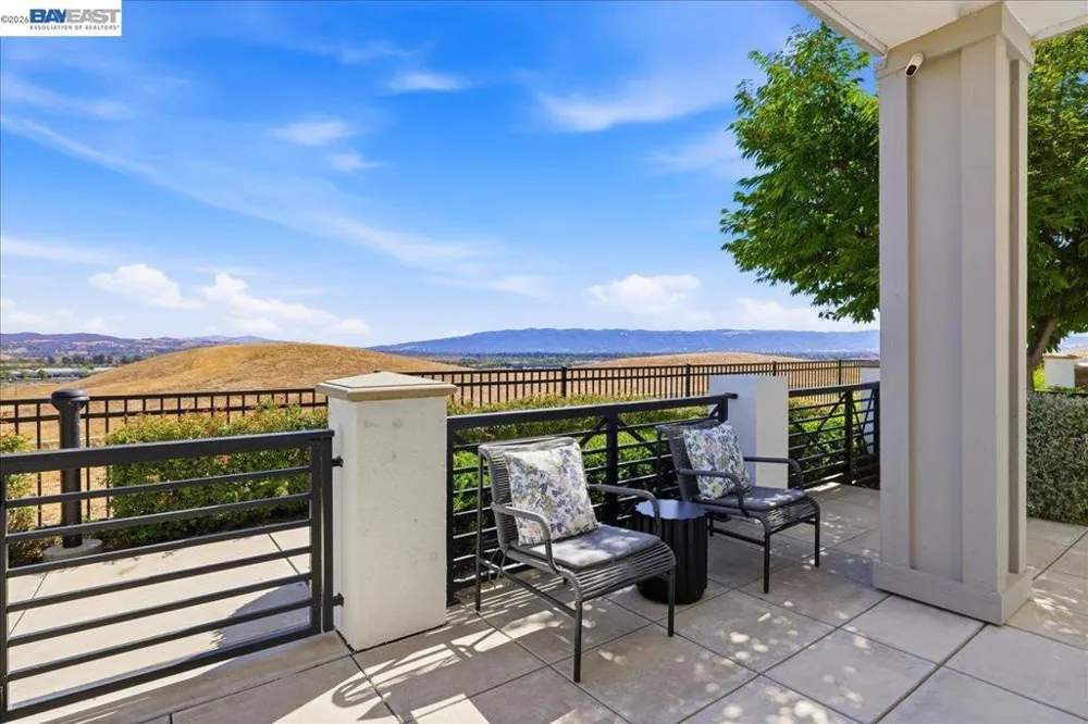3895 Camino Loop Dublin, CA 94568