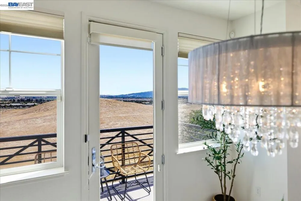 3895 Camino Loop Dublin, CA 94568