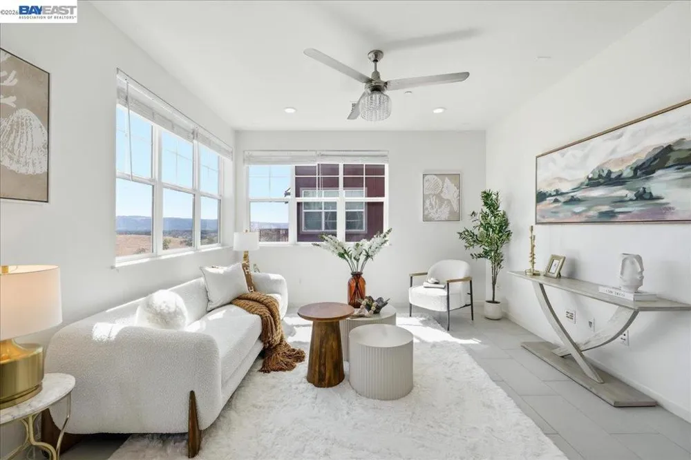 3895 Camino Loop Dublin, CA 94568
