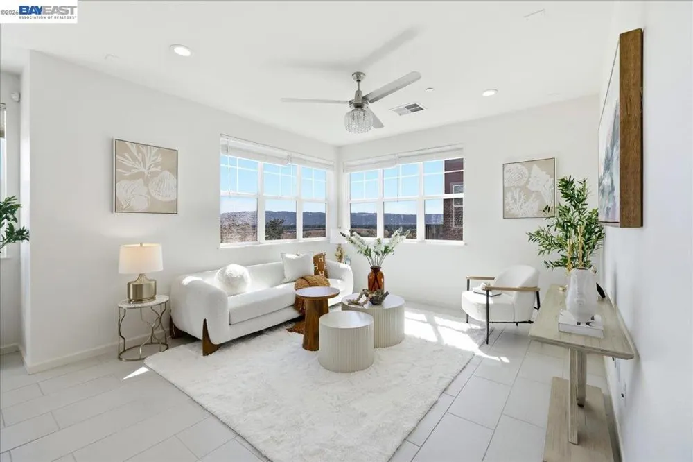 3895 Camino Loop Dublin, CA 94568