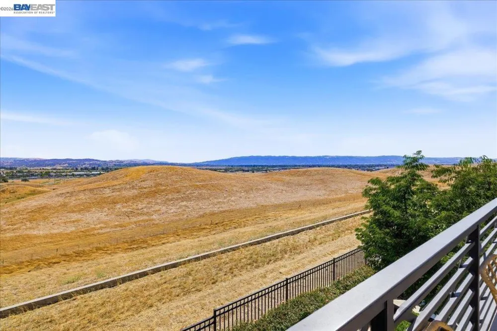3895 Camino Loop Dublin, CA 94568