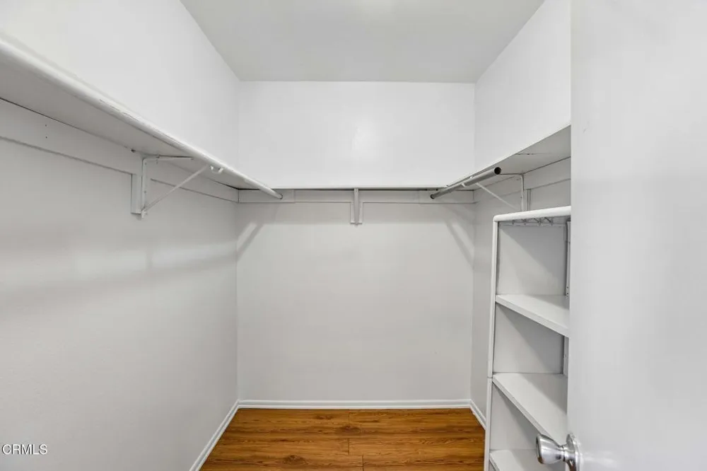 9111 Lemona Avenue #10 North Hills, CA 91343