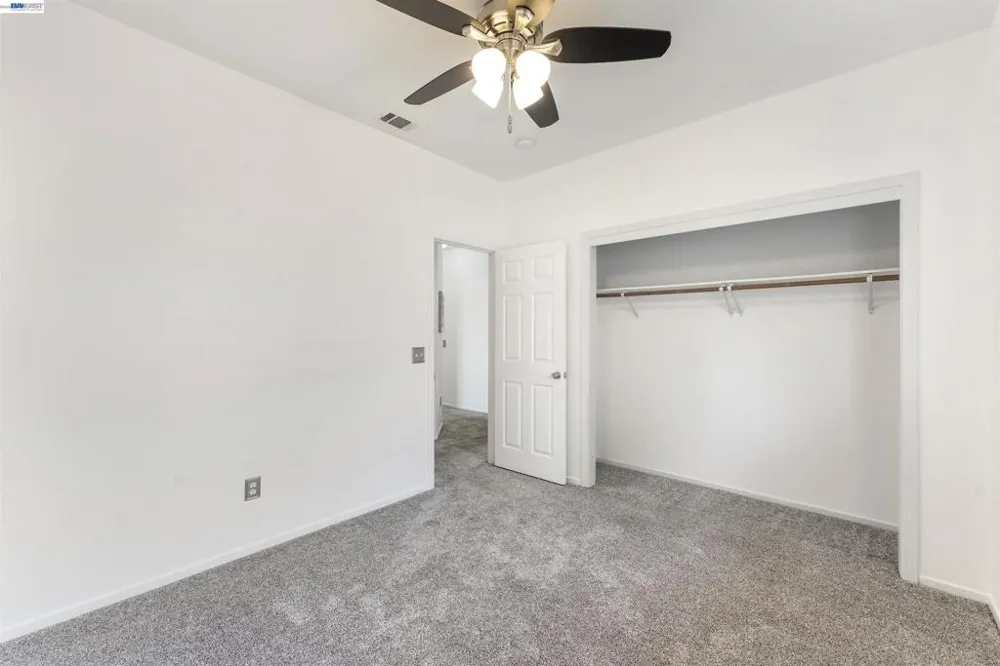 1618 Paseo Flores Dr Suisun City, CA 94585