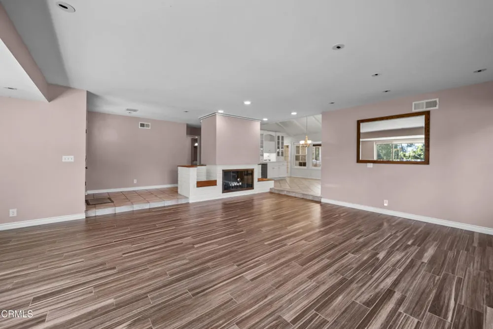 1325 Cliff Avenue Fillmore, CA 93015