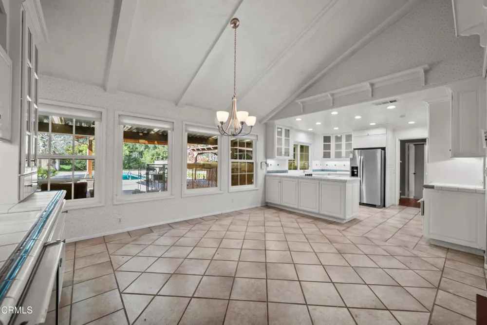 1325 Cliff Avenue Fillmore, CA 93015