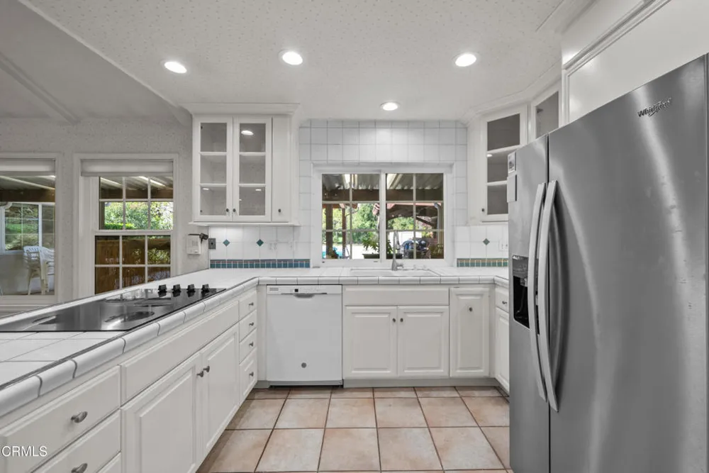 1325 Cliff Avenue Fillmore, CA 93015
