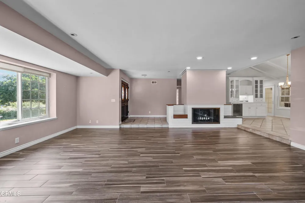 1325 Cliff Avenue Fillmore, CA 93015