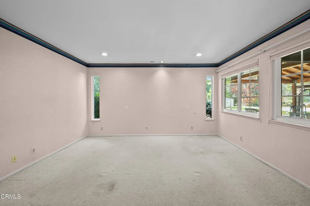 1325 Cliff Avenue Fillmore, CA 93015