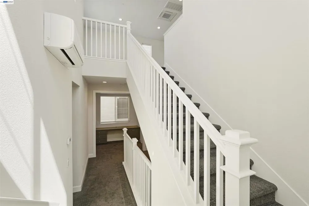 5915 Abbott St Dublin, CA 94568