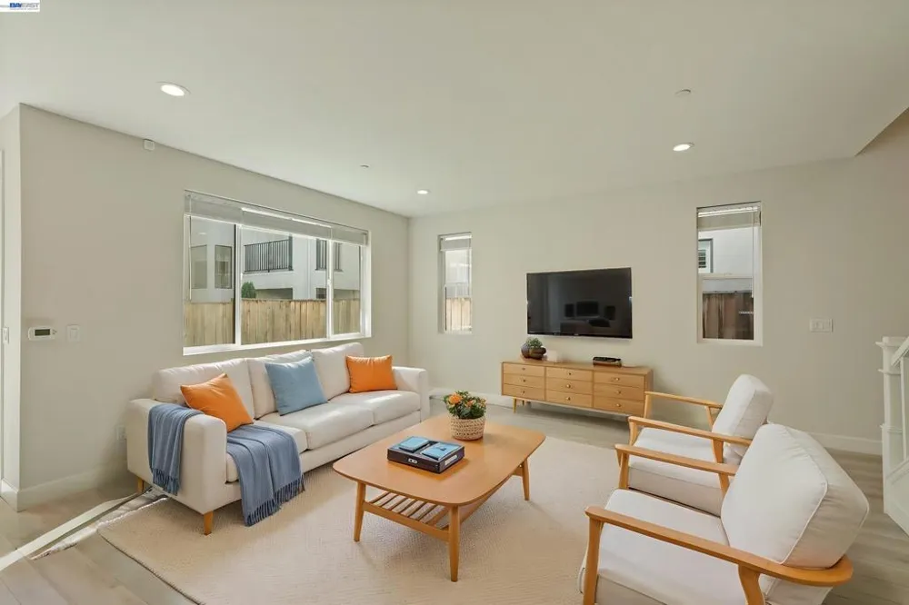 5915 Abbott St Dublin, CA 94568