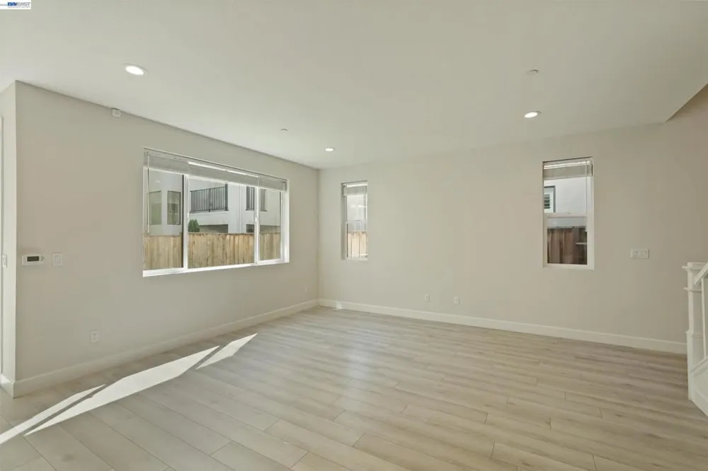 5915 Abbott St Dublin, CA 94568
