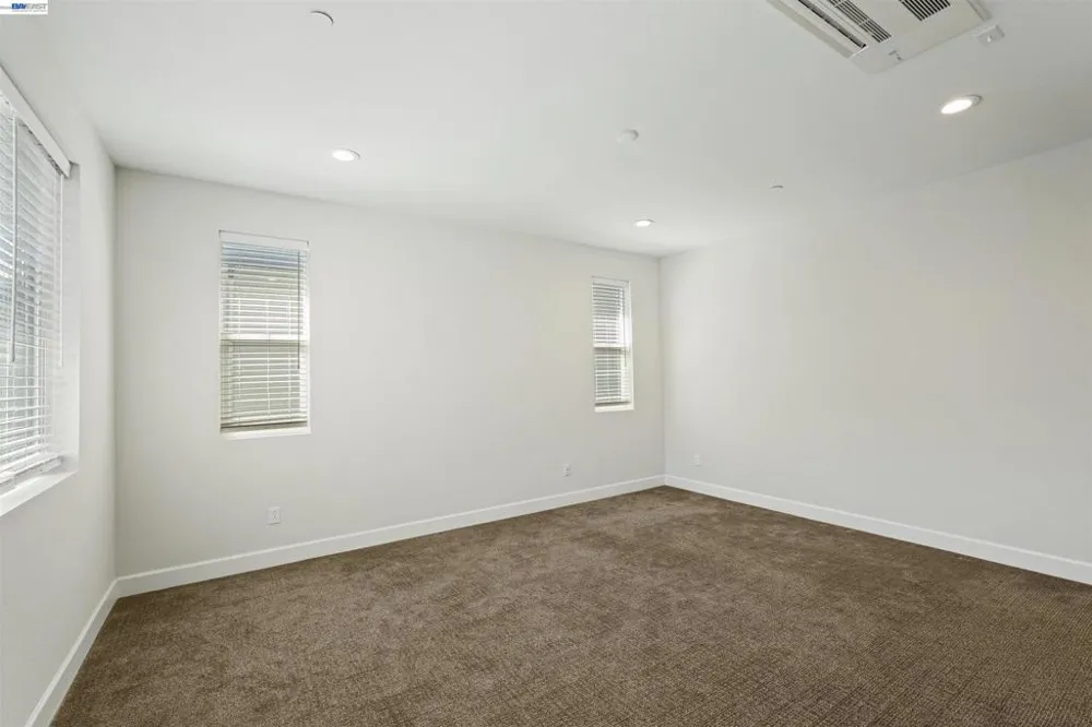 5915 Abbott St Dublin, CA 94568
