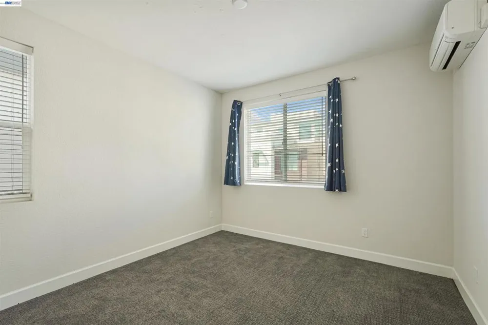 5915 Abbott St Dublin, CA 94568