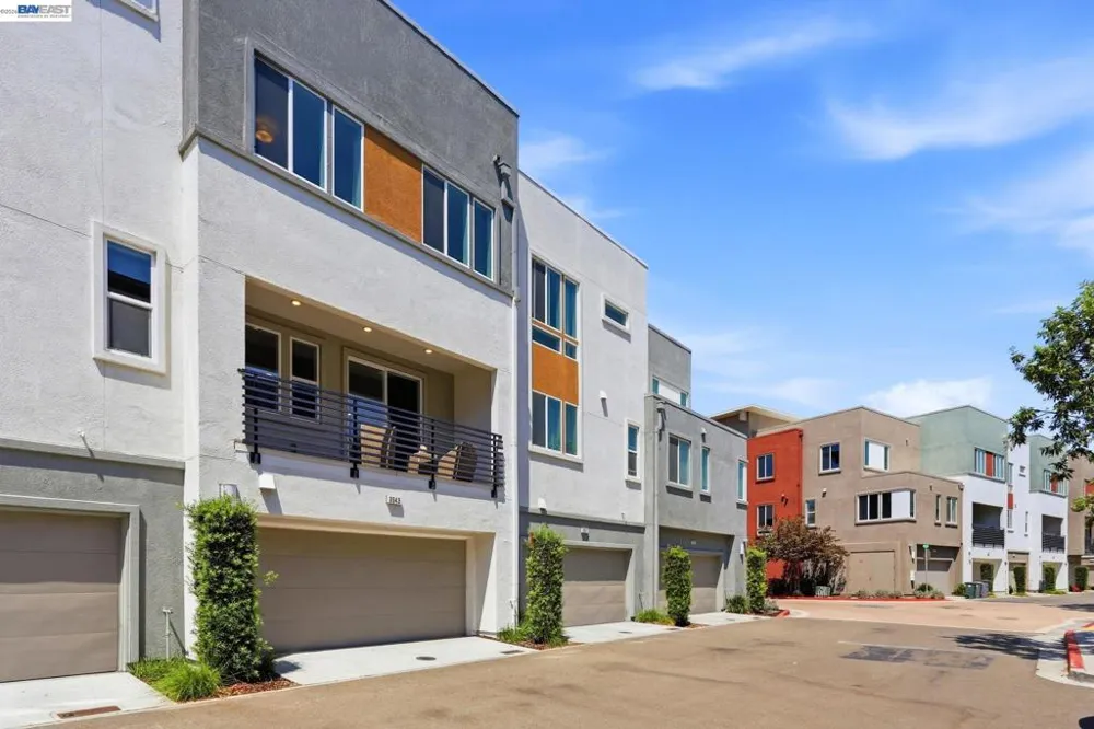 3943 Summit Rd Dublin, CA 94568