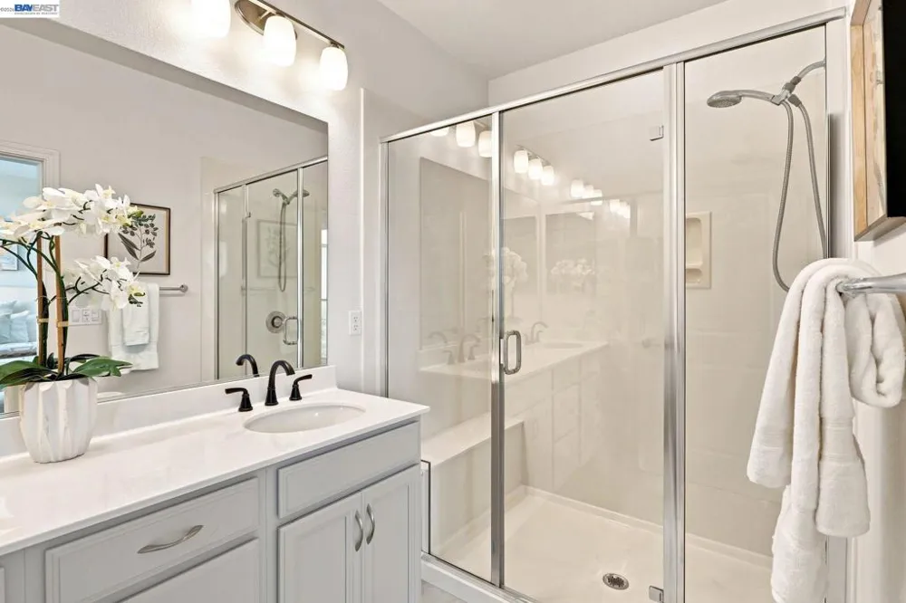 3943 Summit Rd Dublin, CA 94568