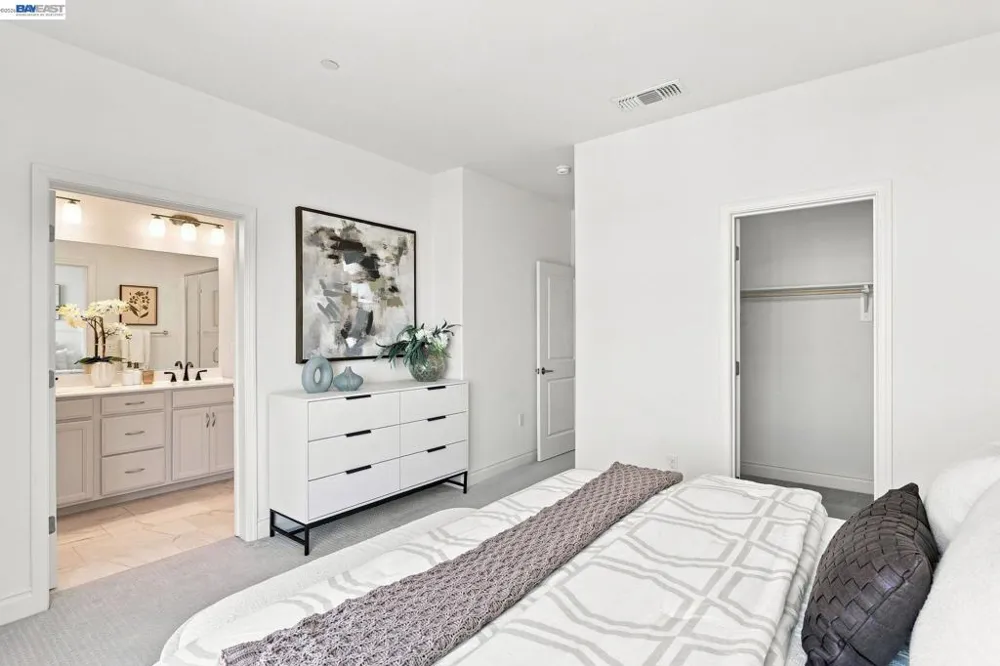 3943 Summit Rd Dublin, CA 94568