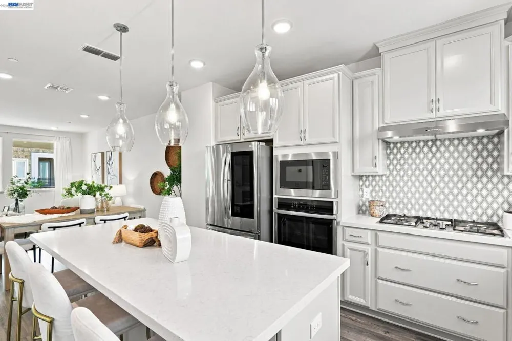 3943 Summit Rd Dublin, CA 94568