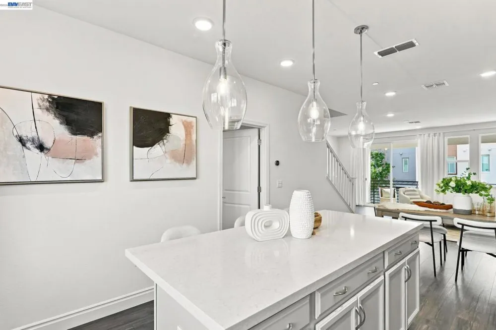 3943 Summit Rd Dublin, CA 94568