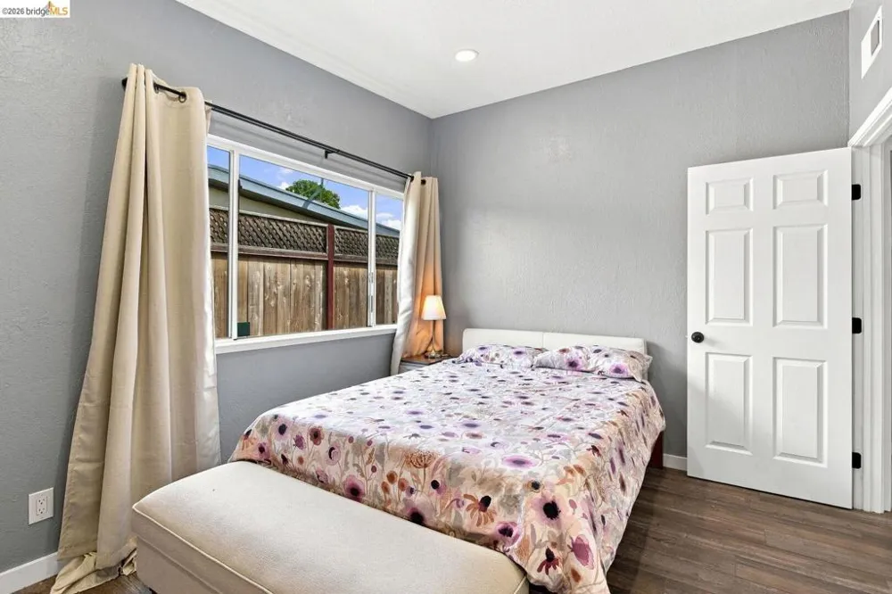 2620 Fordham ST East Palo Alto, CA 94303