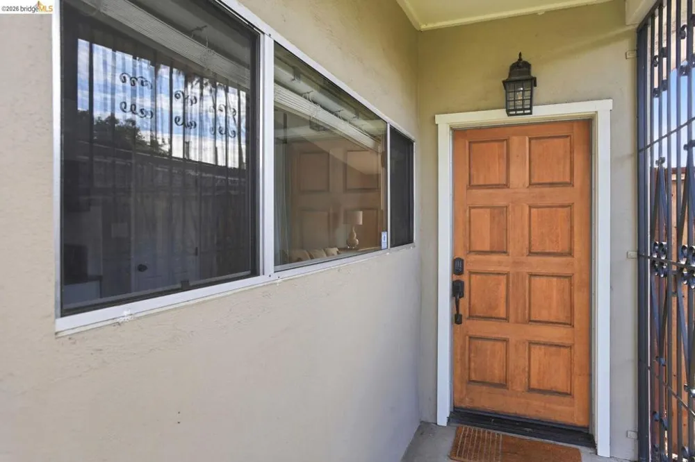 2620 Fordham ST East Palo Alto, CA 94303