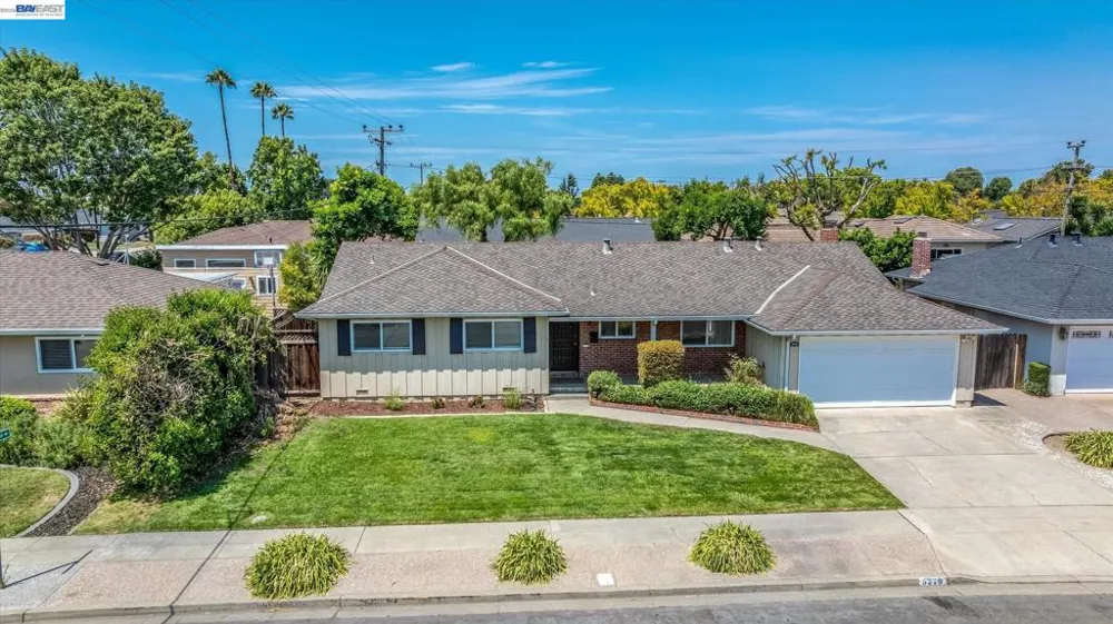 5279 Eggers Dr Fremont, CA 94536