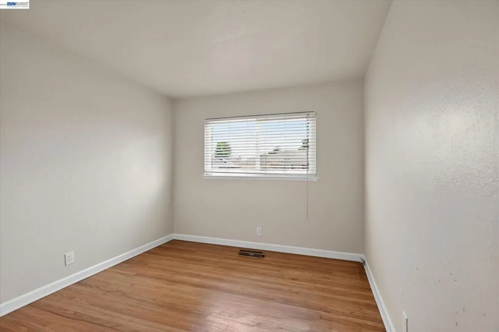 5279 Eggers Dr Fremont, CA 94536