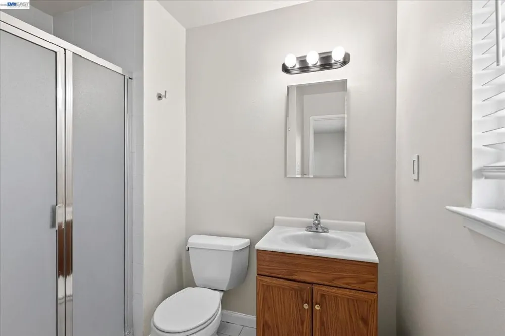 5279 Eggers Dr Fremont, CA 94536