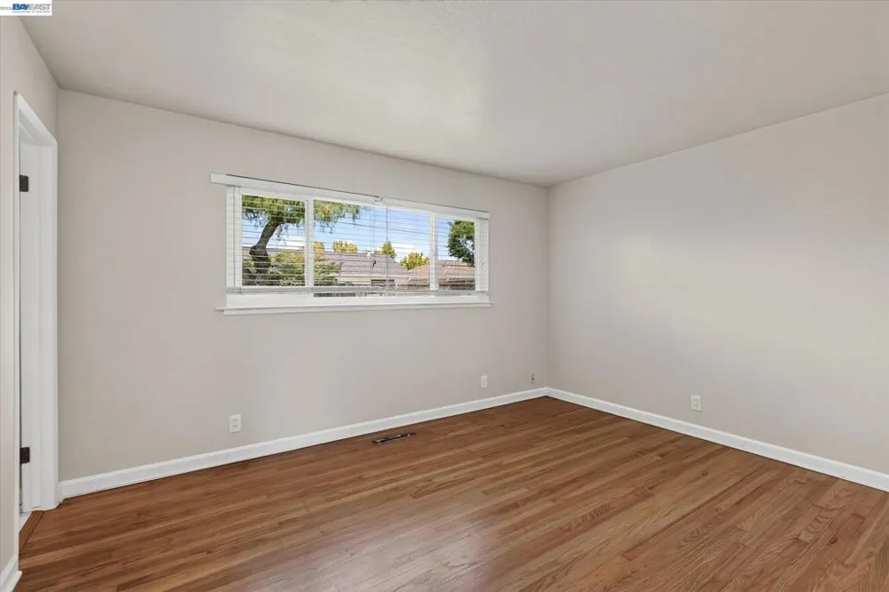 5279 Eggers Dr Fremont, CA 94536