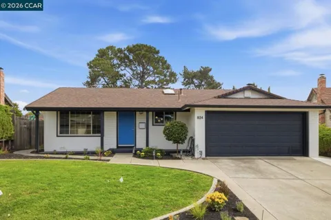 824 Coral Dr