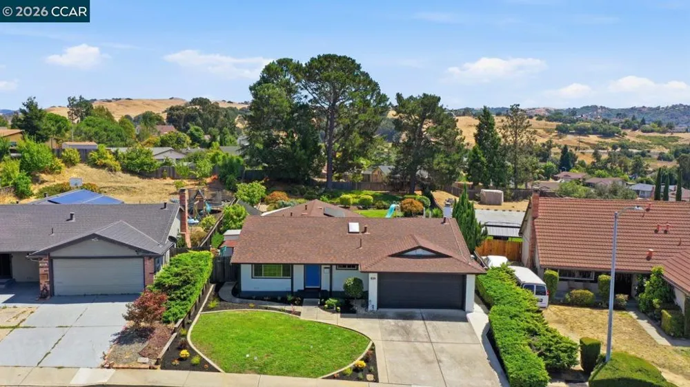 824 Coral Dr Rodeo, CA 94572