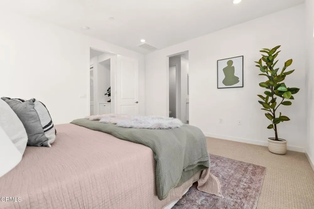 10738 Telegraph Road Ventura, CA 93004