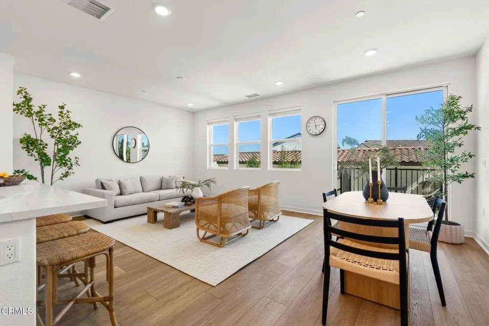 10738 Telegraph Road Ventura, CA 93004