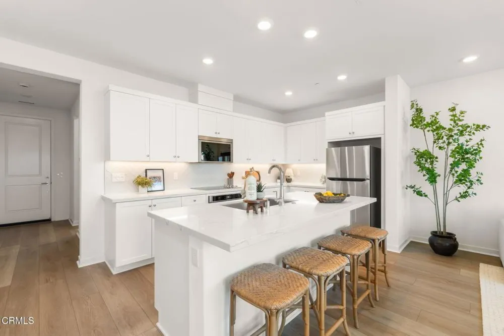 10738 Telegraph Road Ventura, CA 93004