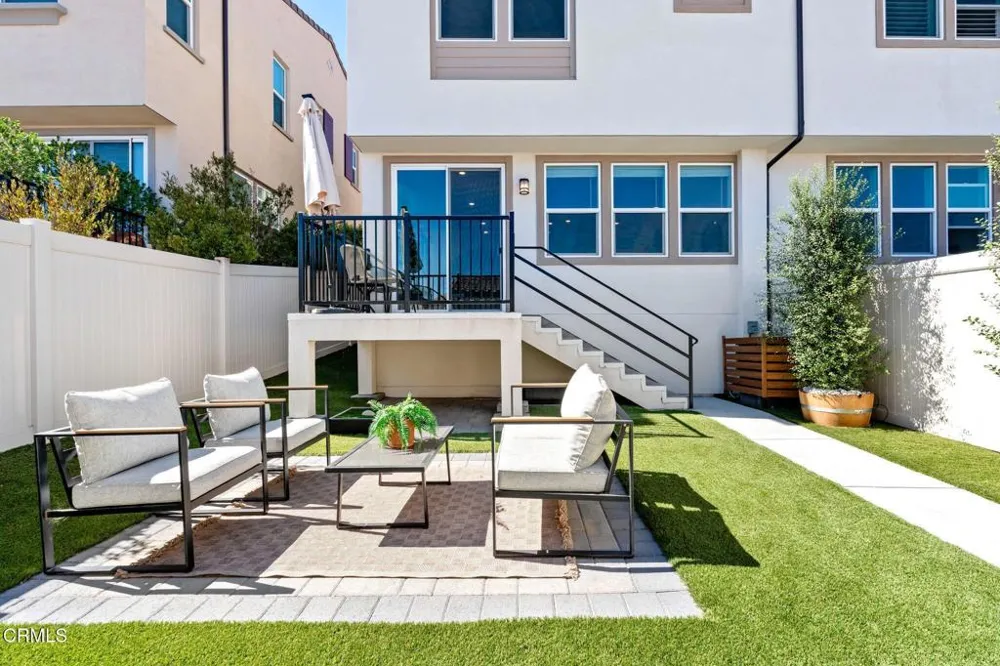 10738 Telegraph Road Ventura, CA 93004