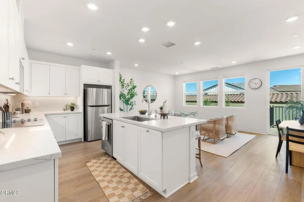 10738 Telegraph Road Ventura, CA 93004