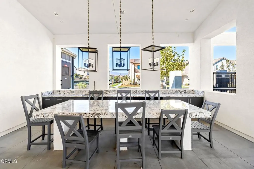 10738 Telegraph Road Ventura, CA 93004