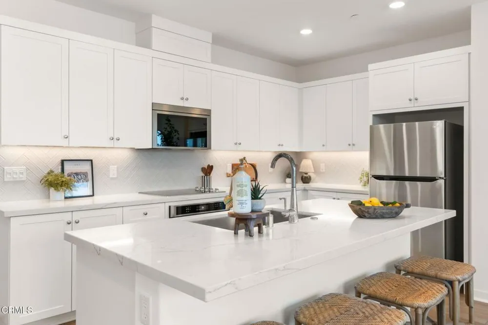 10738 Telegraph Road Ventura, CA 93004