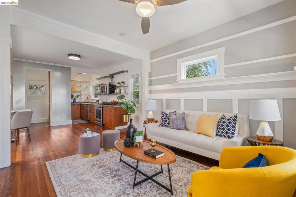 870 43Rd St Oakland, CA 94608