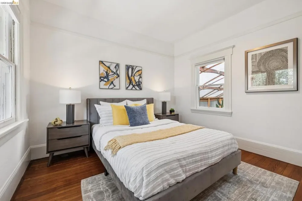 870 43Rd St Oakland, CA 94608