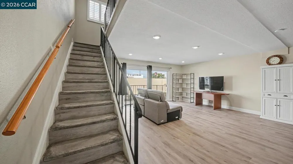 2426 Lincoln Ave #J Alameda, CA 94501