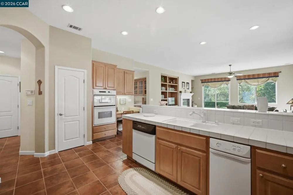 2509 Marshfield Rd Vallejo, CA 94591