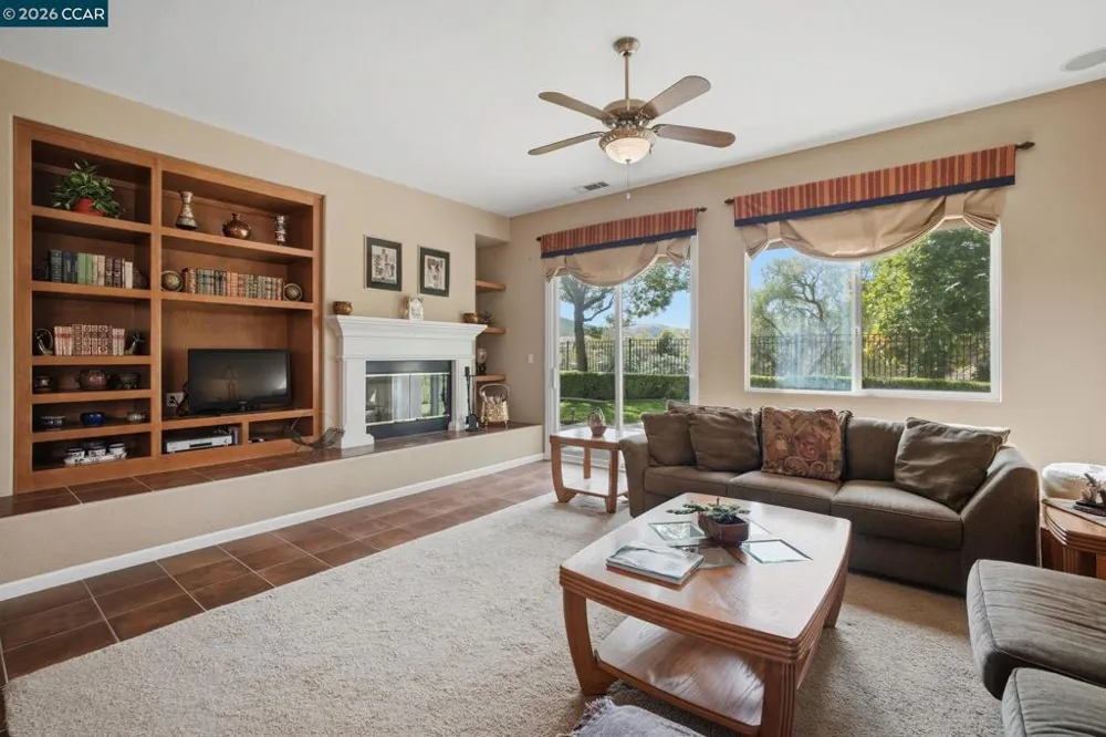 2509 Marshfield Rd Vallejo, CA 94591