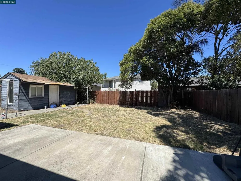 90 Linscheid Pittsburg, CA 94565