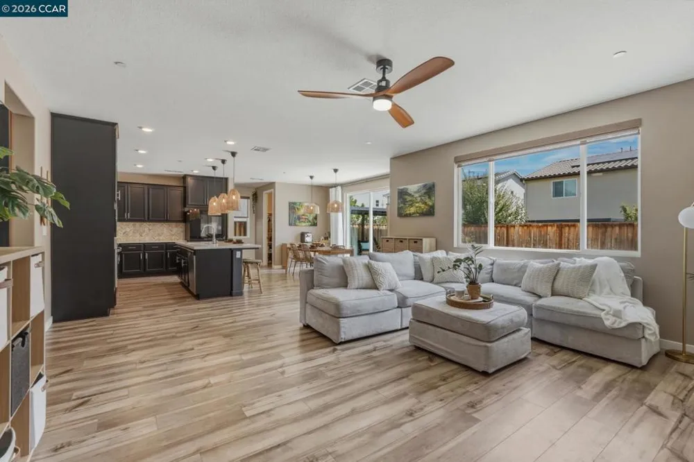 5409 Capay Valley Ln Antioch, CA 94531