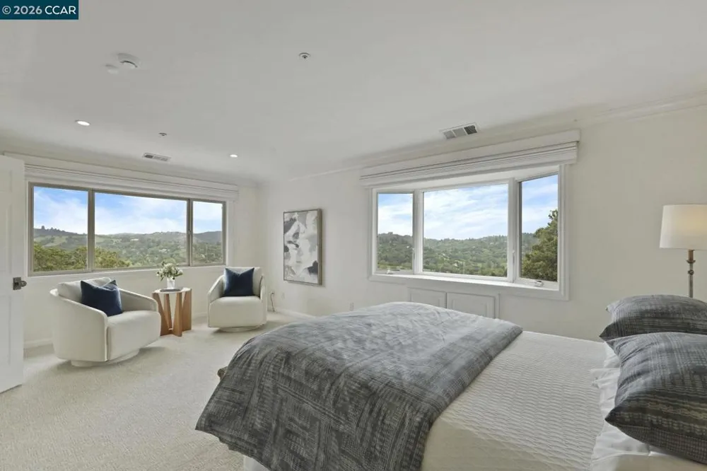 87 Claremont Ave Orinda, CA 94563