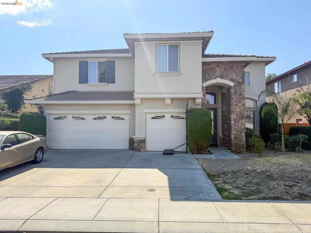 4033 Hopkins Ln Modesto, CA 95356