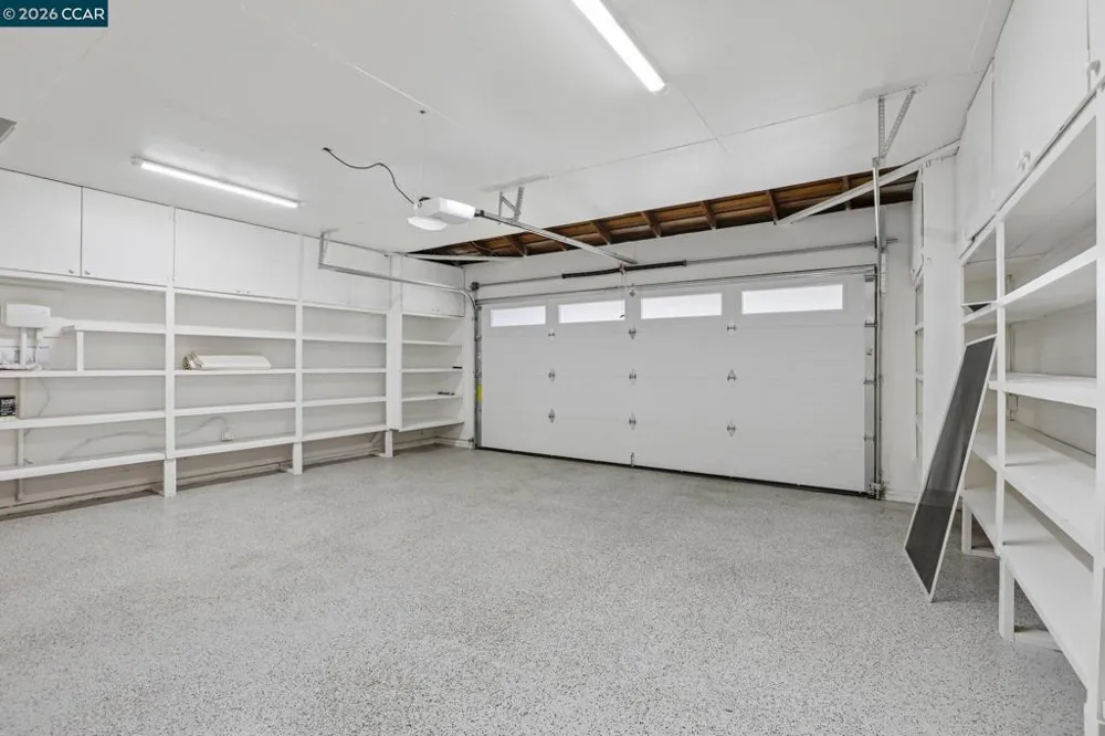 445 Kingsford Dr Moraga, CA 94556